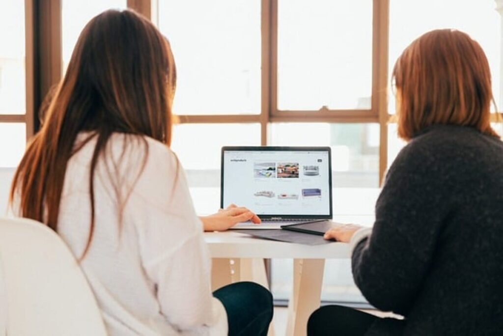 Expert guide on Publish Guest Posts on Pensivly?
